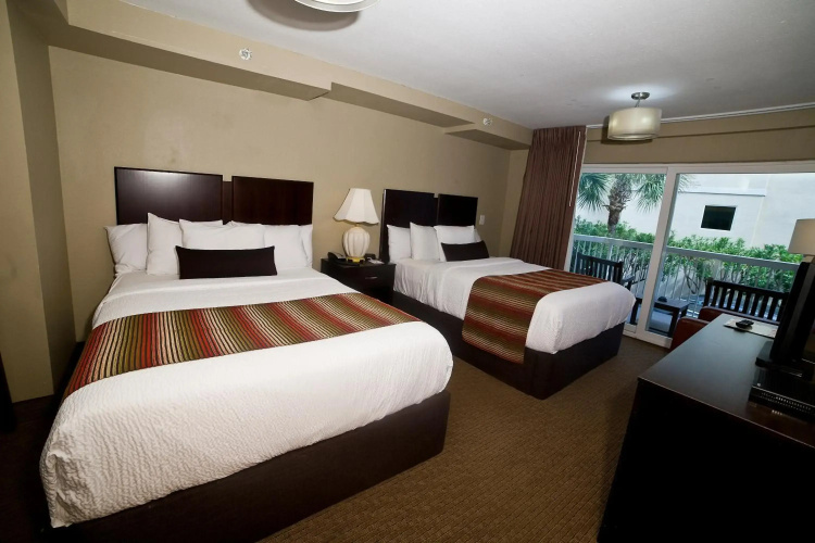 DeSoto Beach Hotel