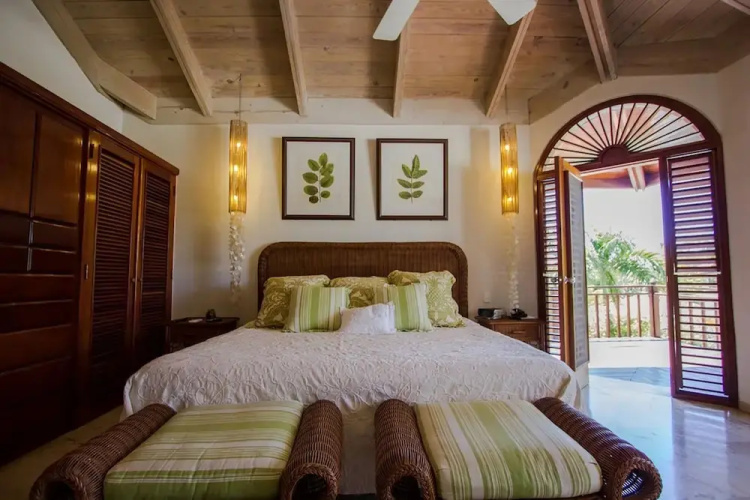 Villa Las Piñas