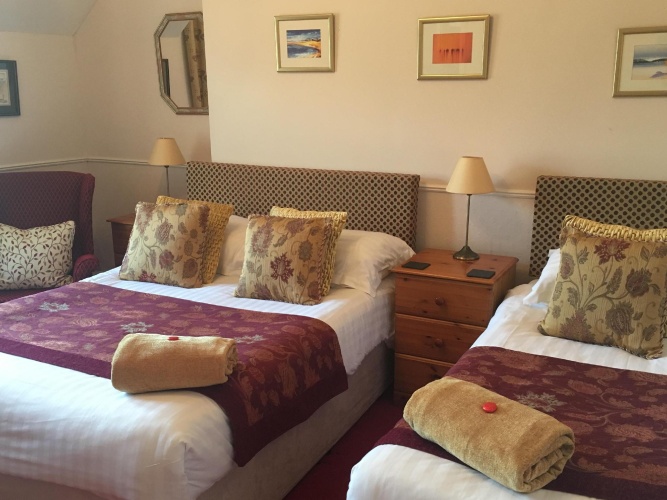 Standard Twin room