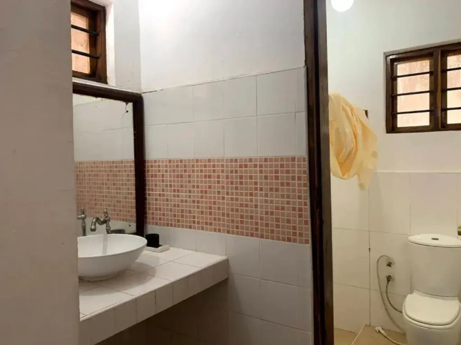 2 Bedrooms Villa
