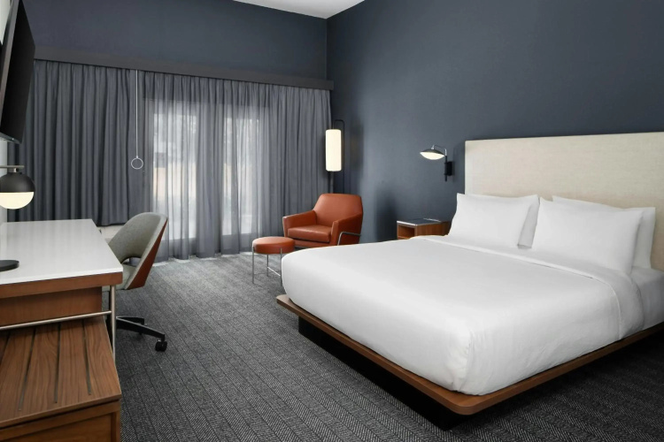 Courtyard by Marriott Chesapeake