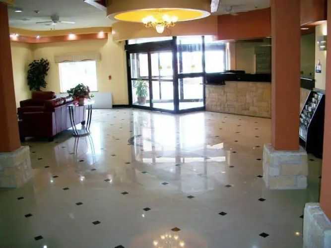 Robinson Inn and Suites