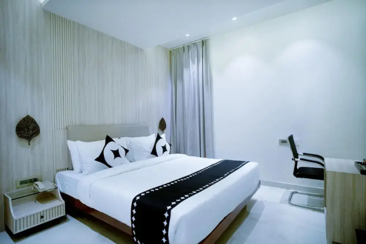Club House Hotel Ayodhya