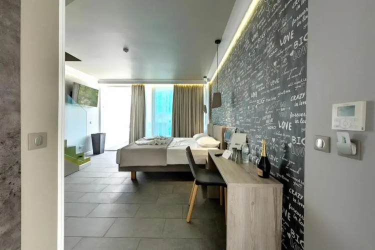 Barocco Wave Hotel
