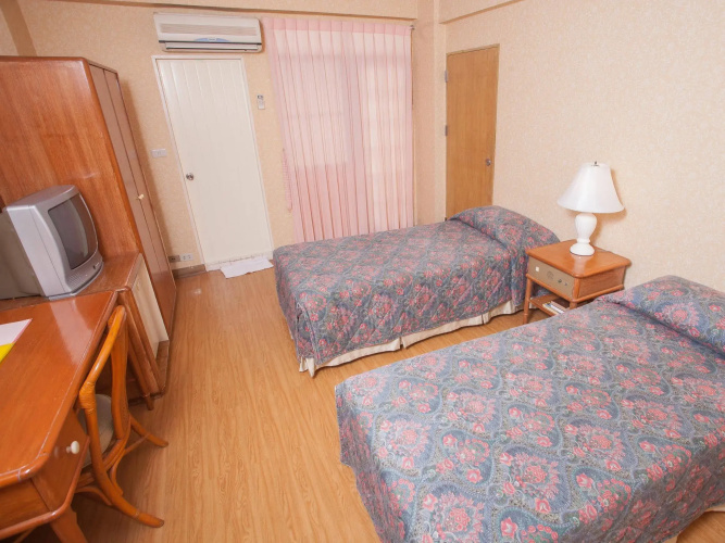 Jim's Lodge Hotel