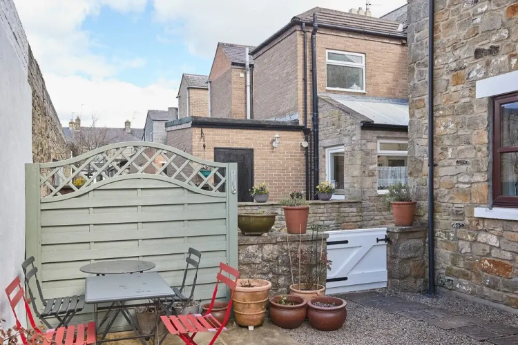 Wood Street Cottage