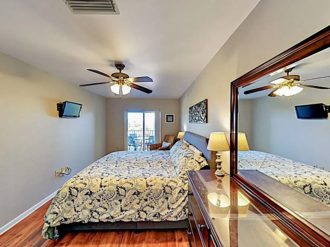 25805 Perdido Beach Condo by RedAwning