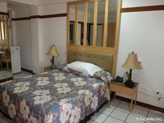 Orchid Inn Resort