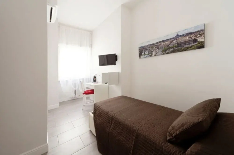 Inn Rhome St Peter