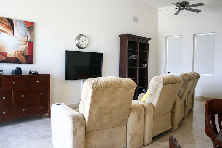 VILLA DEL MAROver view