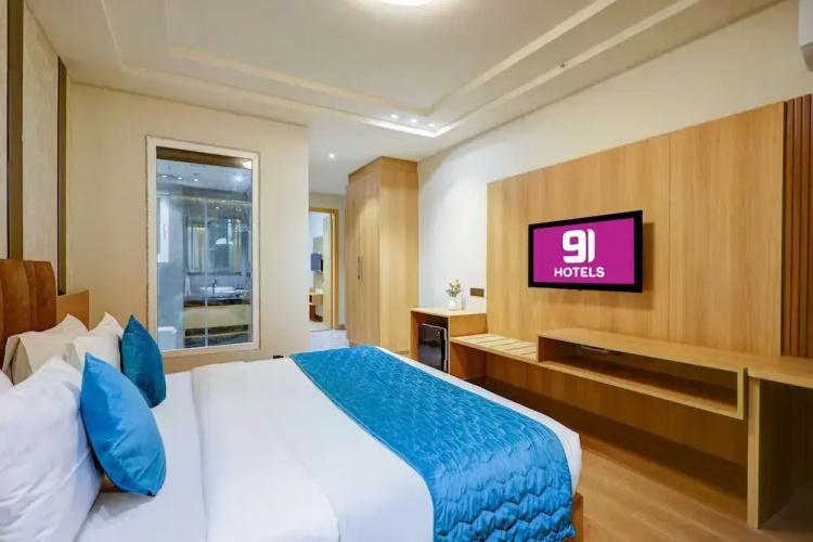 Hotel 91 Huda Premier