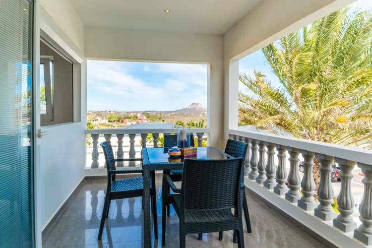 5 Star Caribbean Lodge - Jan Thiel