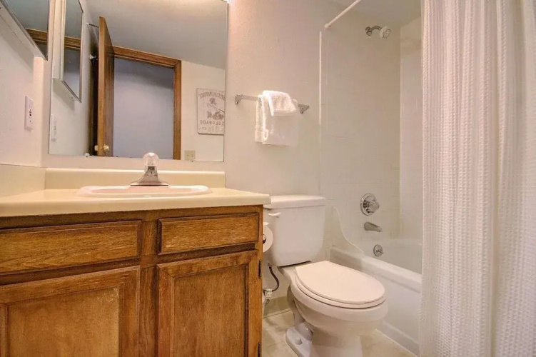 Tyra Summit A2F - 2 Br Condo