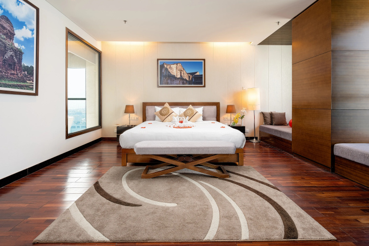 Grand Tourane Hotel