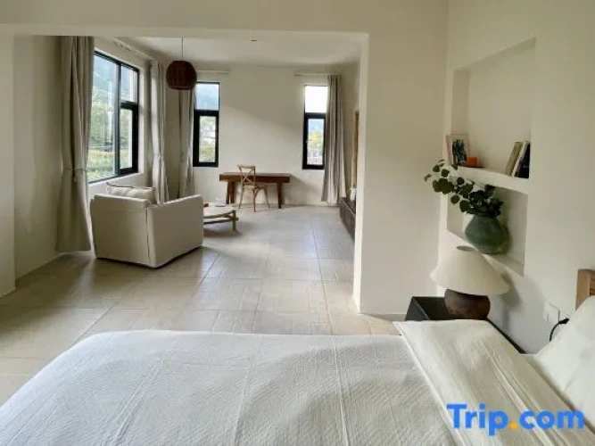 Double Suite with mountain view