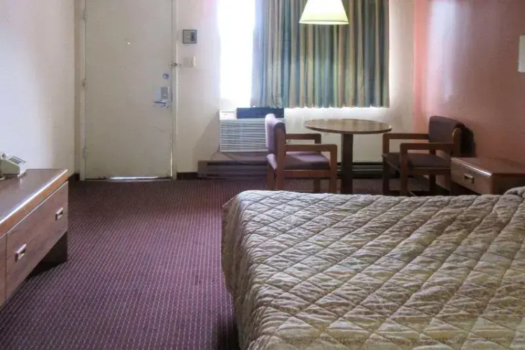 Rodeway Inn