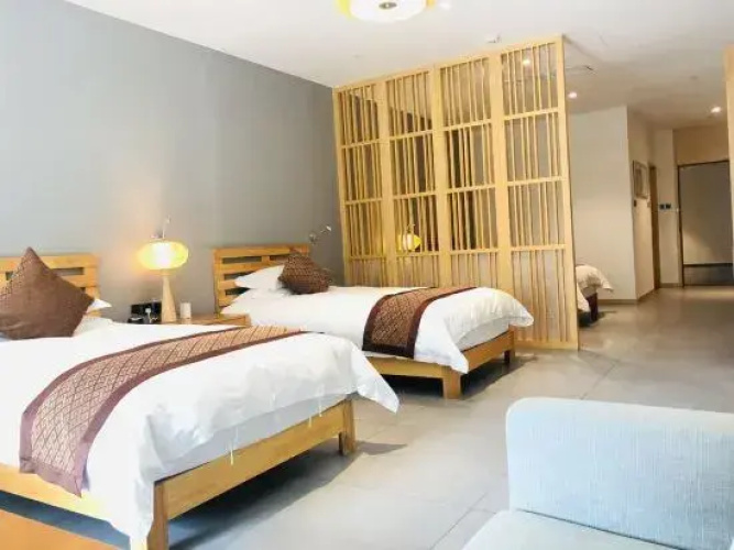 Confucius  Hotel