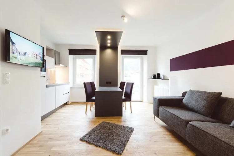 Mountain-view Styria Apartment