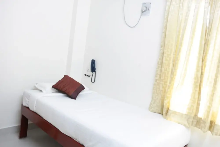 Standard Single room