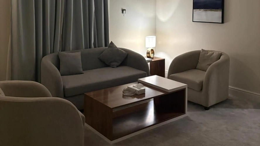 Deluxe Suite