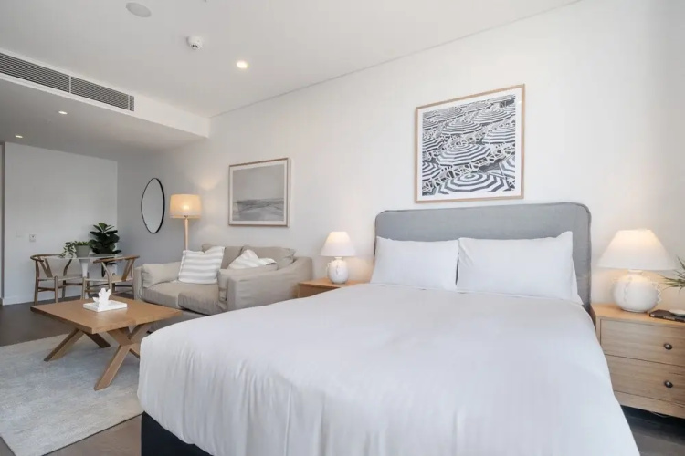 Bright Studio With Rooftop BBQ in Fremantle