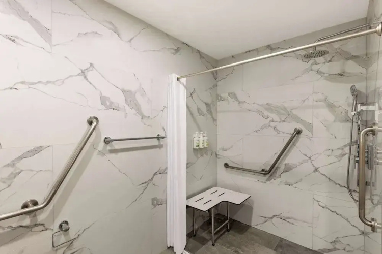 Baymont By Wyndham West Edmonton