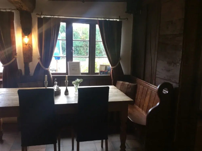 Half Moon Inn