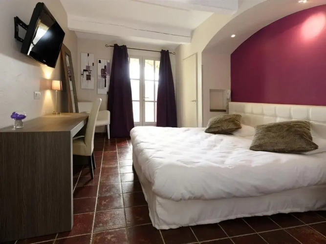 Standard Double room with garden view