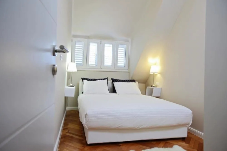 White Stone Apartment Diocletian Palace