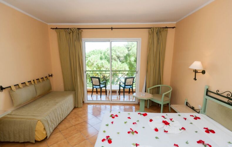 Hotel Dar Ismail Tabarka Over view