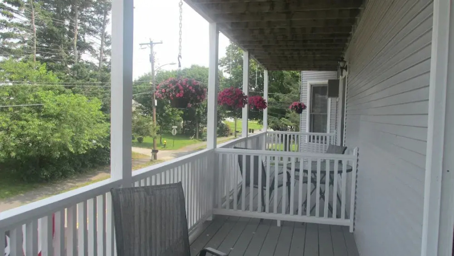 The Lynwood Inn