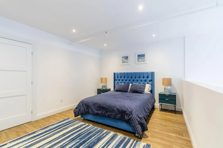 2BR 2 STOREY LOFT. Free Parking.Gym