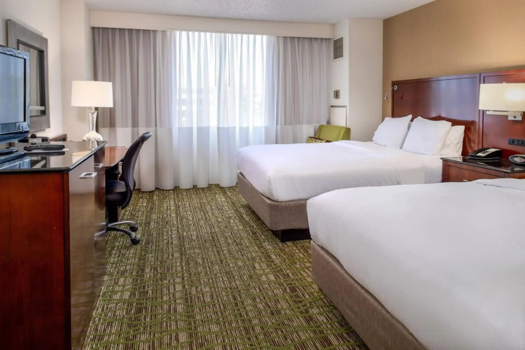 Marriott St. Louis West