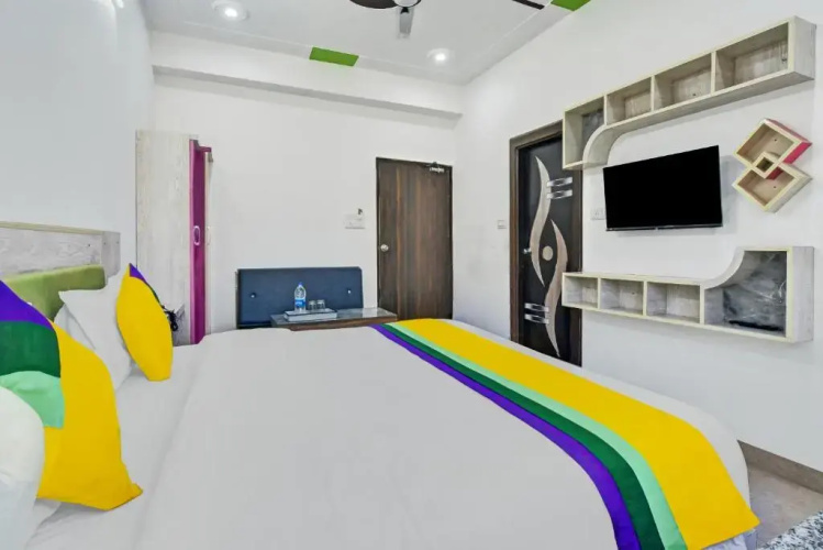 Itsy By Treebo - Divine Dev Darshan Valley