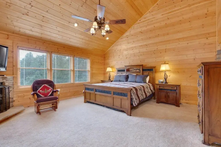 Changes in Latitude by Jackson Mountain Rentals
