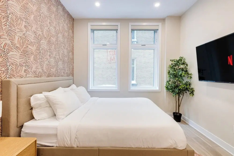 Mont Royal Suites