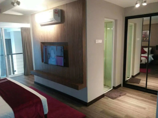 Urbano Luxury Homestay at Maritime