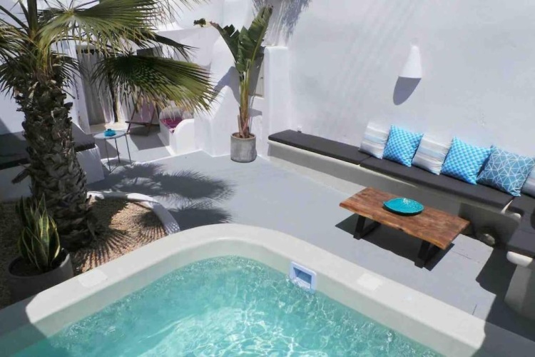 3 Bedrooms Cottage