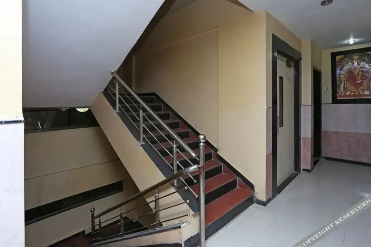 Hotel Sai Kundan