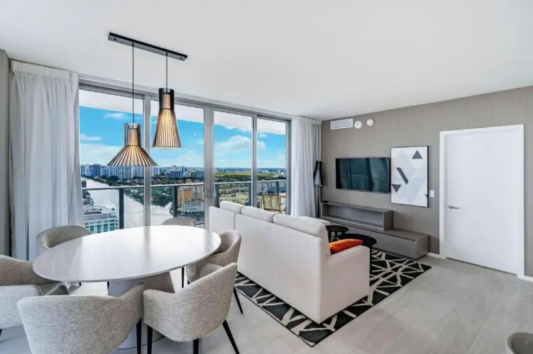 Hyde Beach House 2709