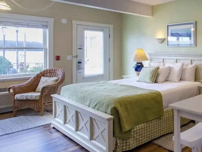 Edgewater Resort