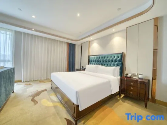 Deluxe Double Suite