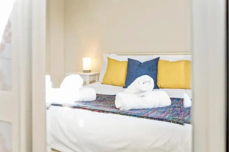 3 Bedrooms Cottage