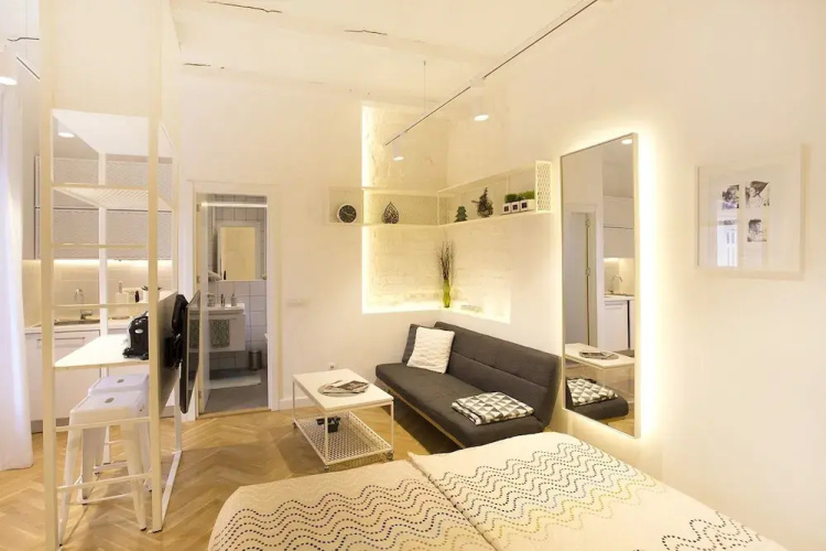 Atomic Apartment 01