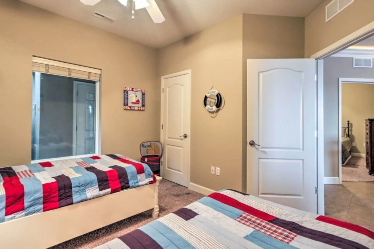 3 Bedrooms Apartment