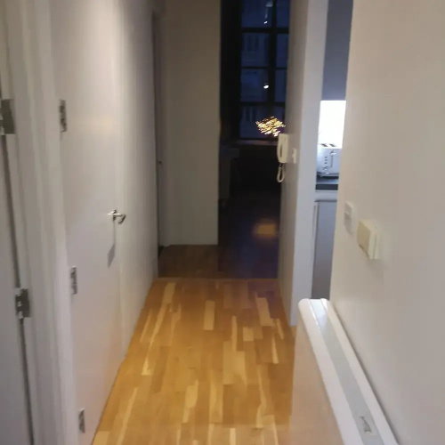 1 Bed Flat - Sleeps 2 - Parking - Wifi