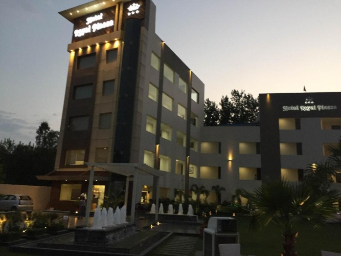 Hotel Royal Plaaza