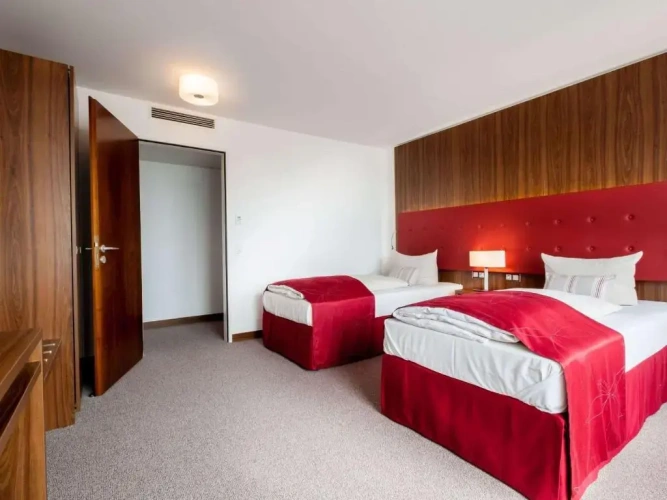 Standard Twin Apartment