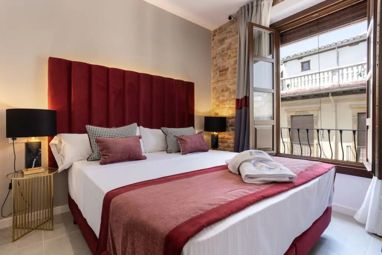 Bibo Suites Plaza Nueva