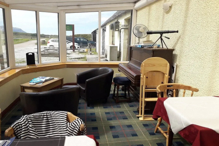 Altnacealgach Motel